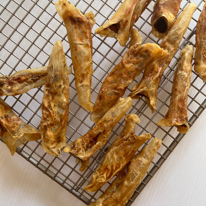 Yam, crocodile meat, and goji berry flower rolls (crocodile meat is out of stock; pre-orders will be available after March 30th).